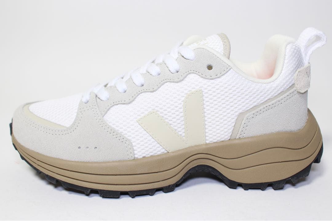 新品 VEJA スニーカー emmi別注 23cm 定価3万 レディース