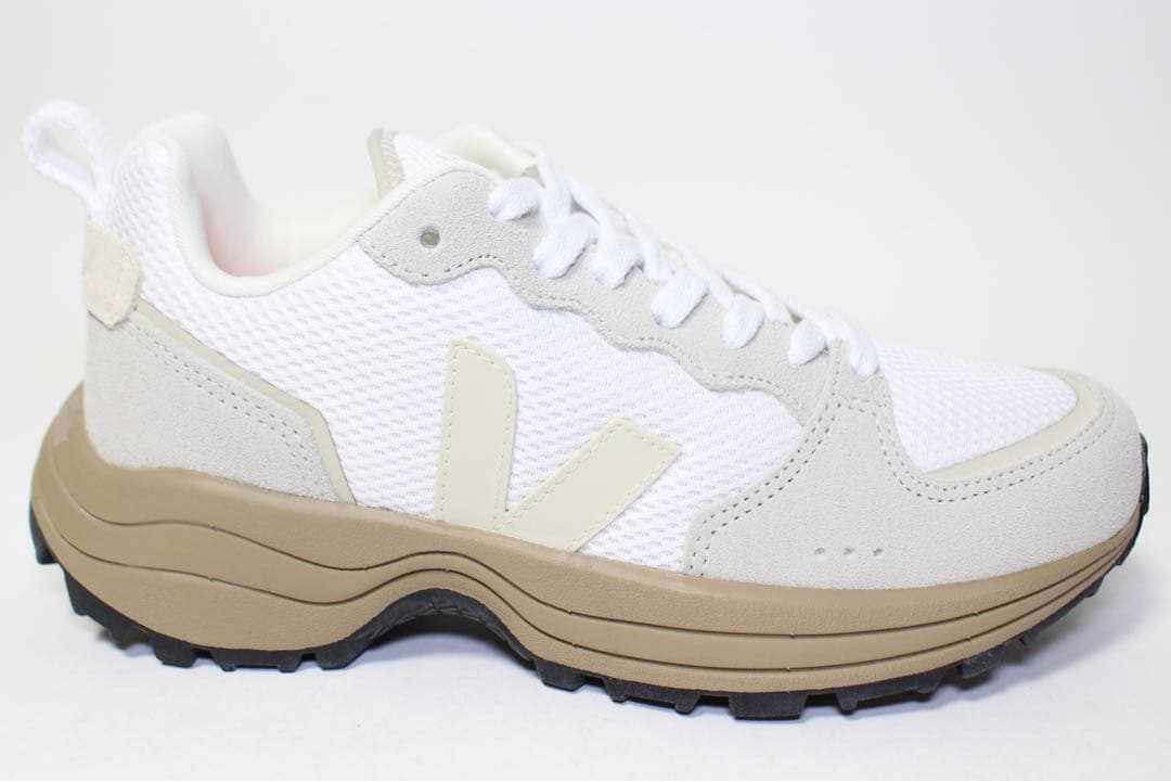 新品 VEJA スニーカー emmi別注 23cm 定価3万 レディース