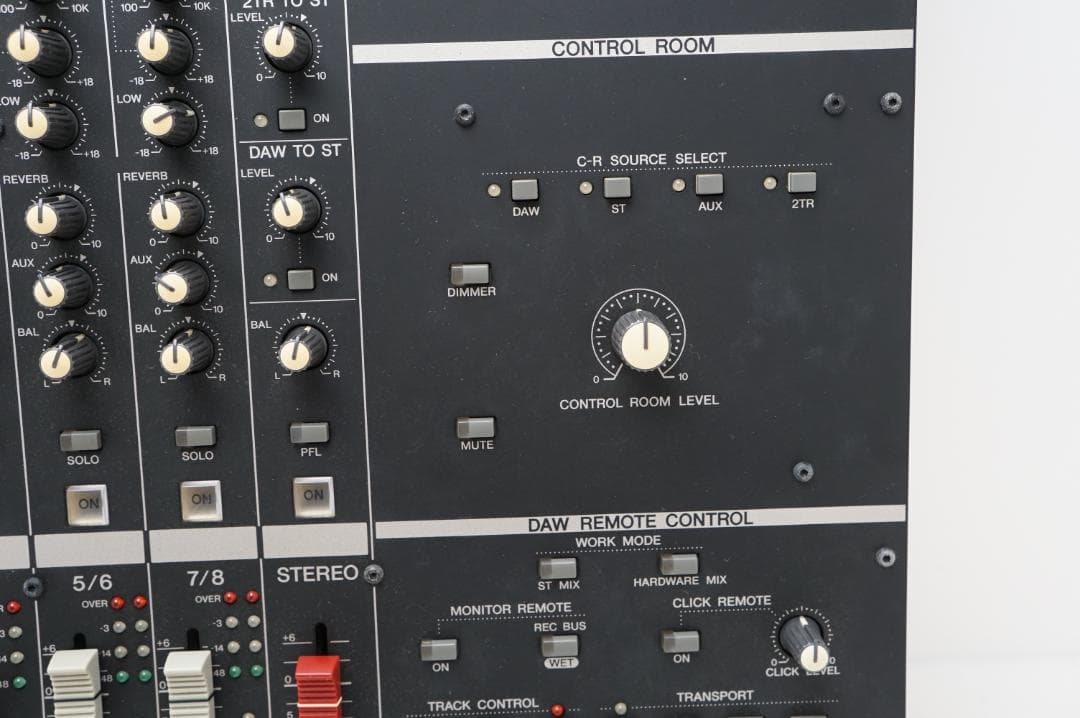 YAMAHA N8ミキサー型　オーディオインターフェイス　mixer