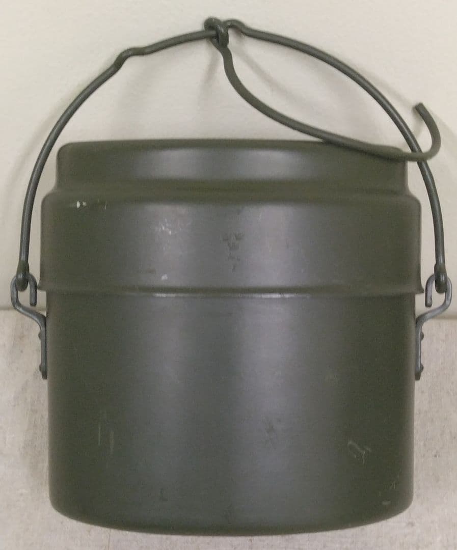 USED スウェーデン軍 アルミ製飯盒セット A
