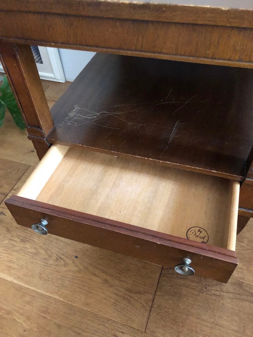 ドレクセルヘリテイジ　サイドテーブル