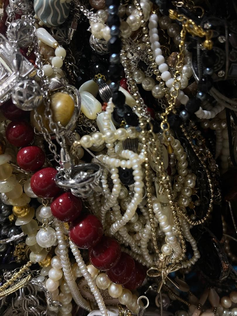 アクセサリー 大量 まとめ売り 総重量5kg ジャンク