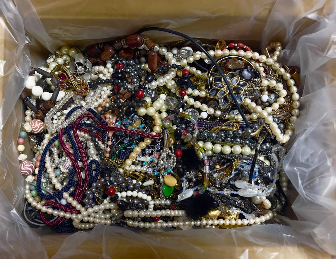 アクセサリー 大量 まとめ売り 総重量5kg ジャンク