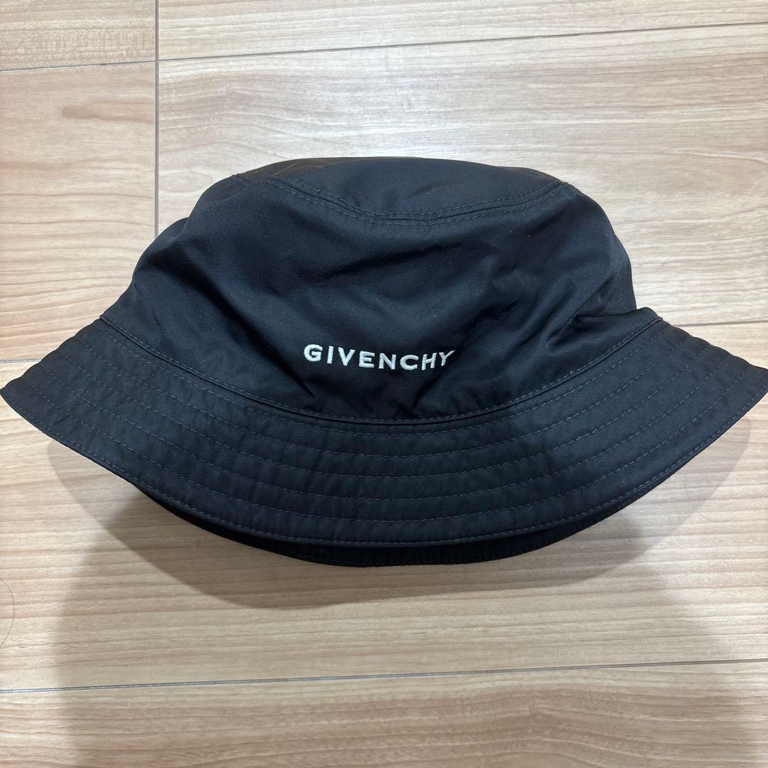 GIVENCHY ブラック バケットハット 新品