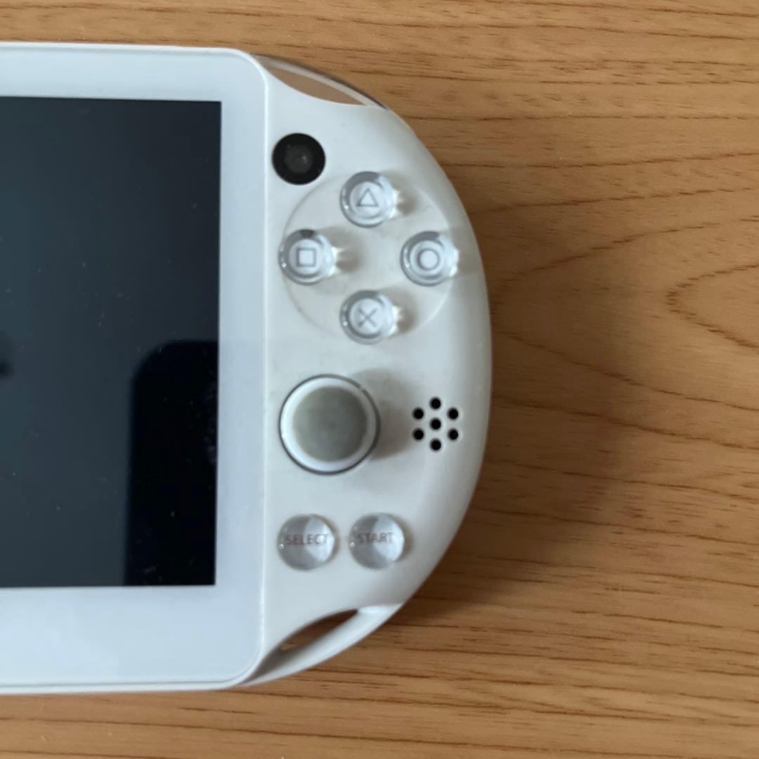 ジャンク品！PlayStationVita PCH-2000