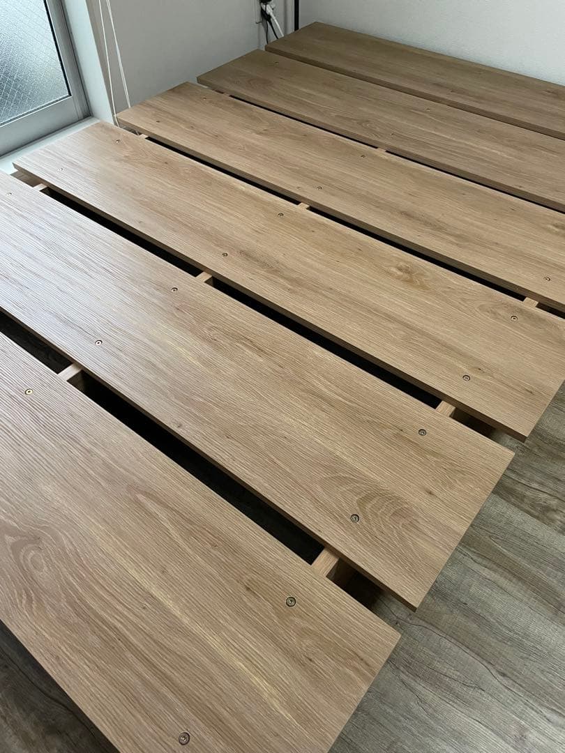 美品　LOWYA(ロウヤ)ベッドフレーム(D)