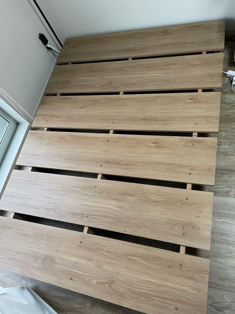 美品　LOWYA(ロウヤ)ベッドフレーム(D)