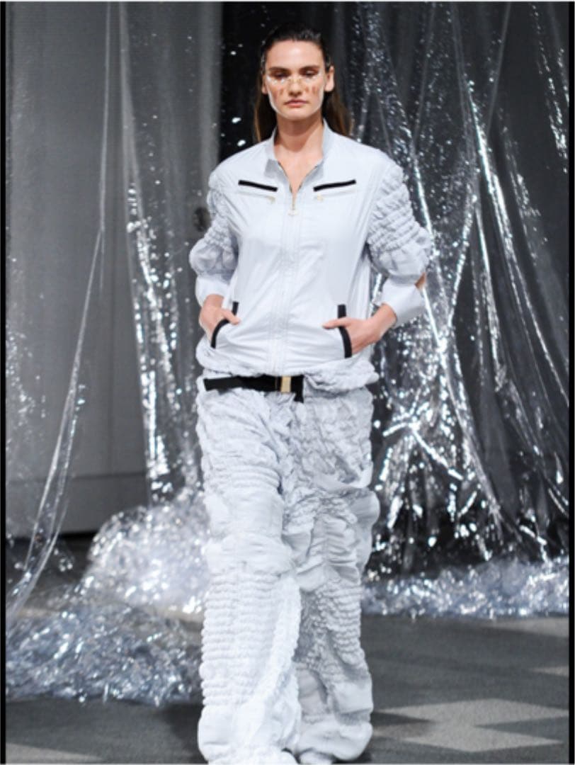 AKIKOAOKI アキコアオキ　ポップコーンプリーツパンツ