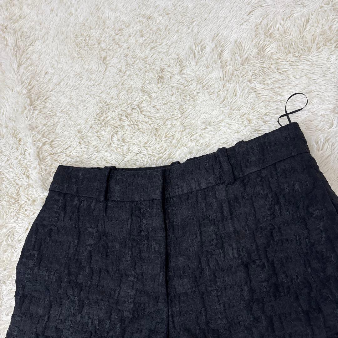 ことりショートパンツM 黒　ジャガード　シルク混　ゴールド金具
