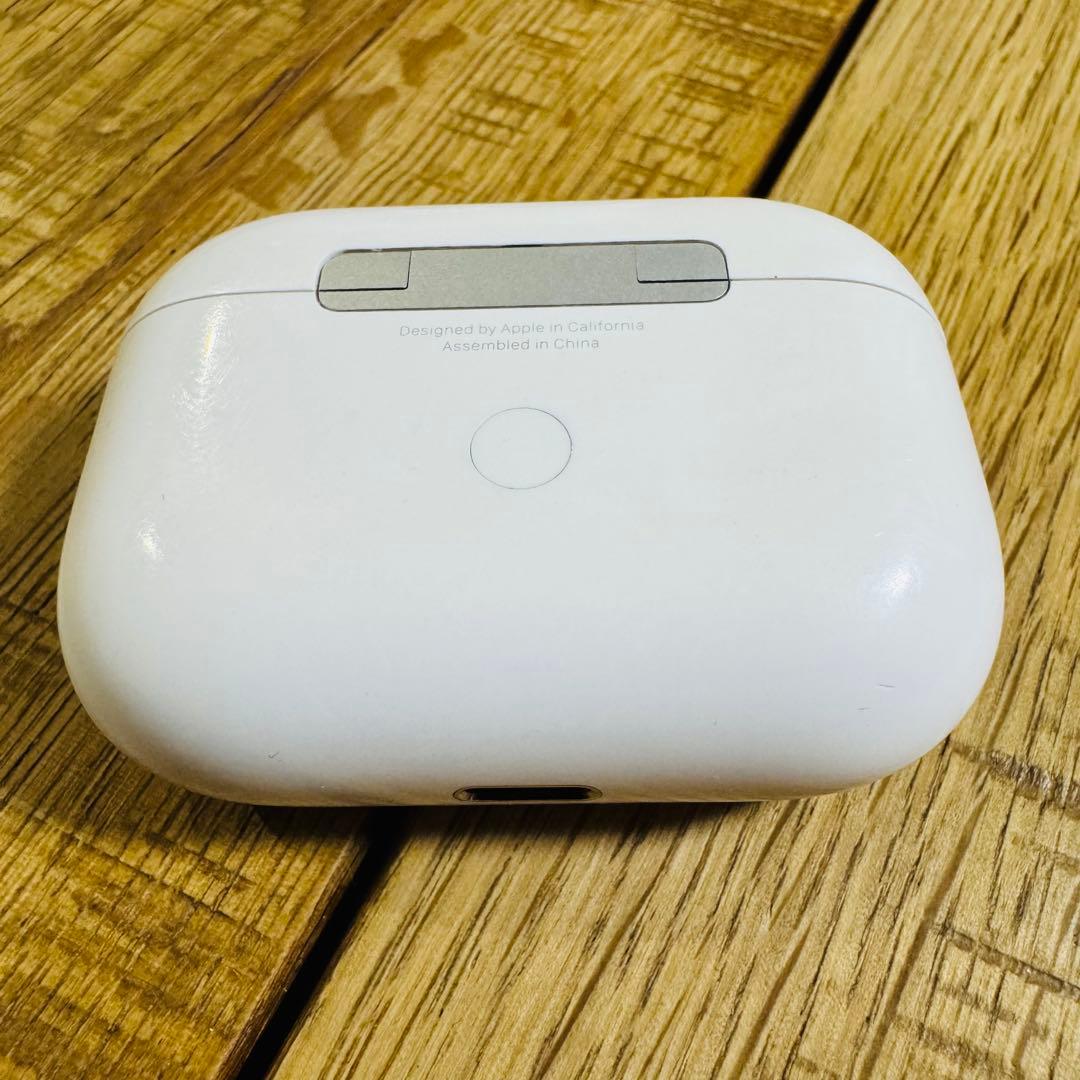 Apple AirPods Pro 第1世代 Lightning White