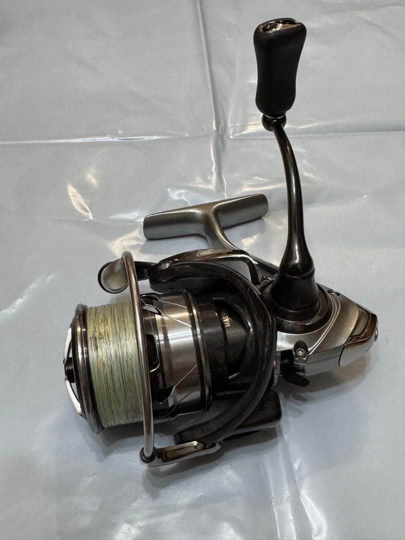 18カルディア LT 3000-CXH ダイワ(Daiwa)