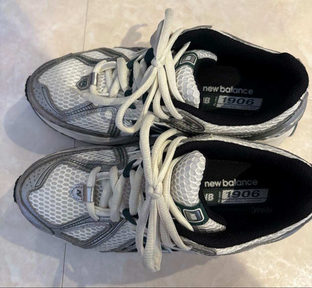 ニューバランス newbalance M1906REU 24㎝
