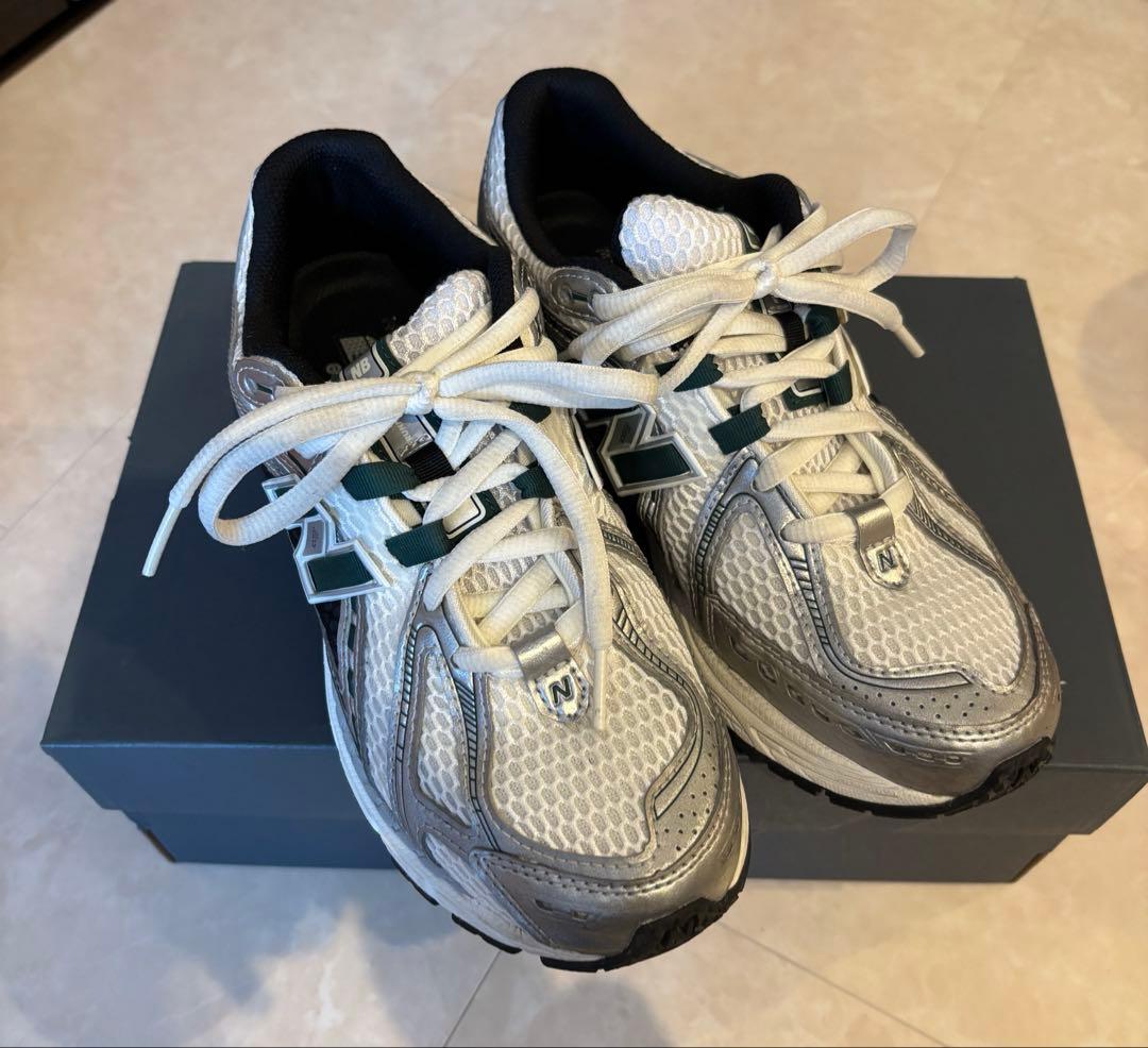 ニューバランス newbalance M1906REU 24㎝