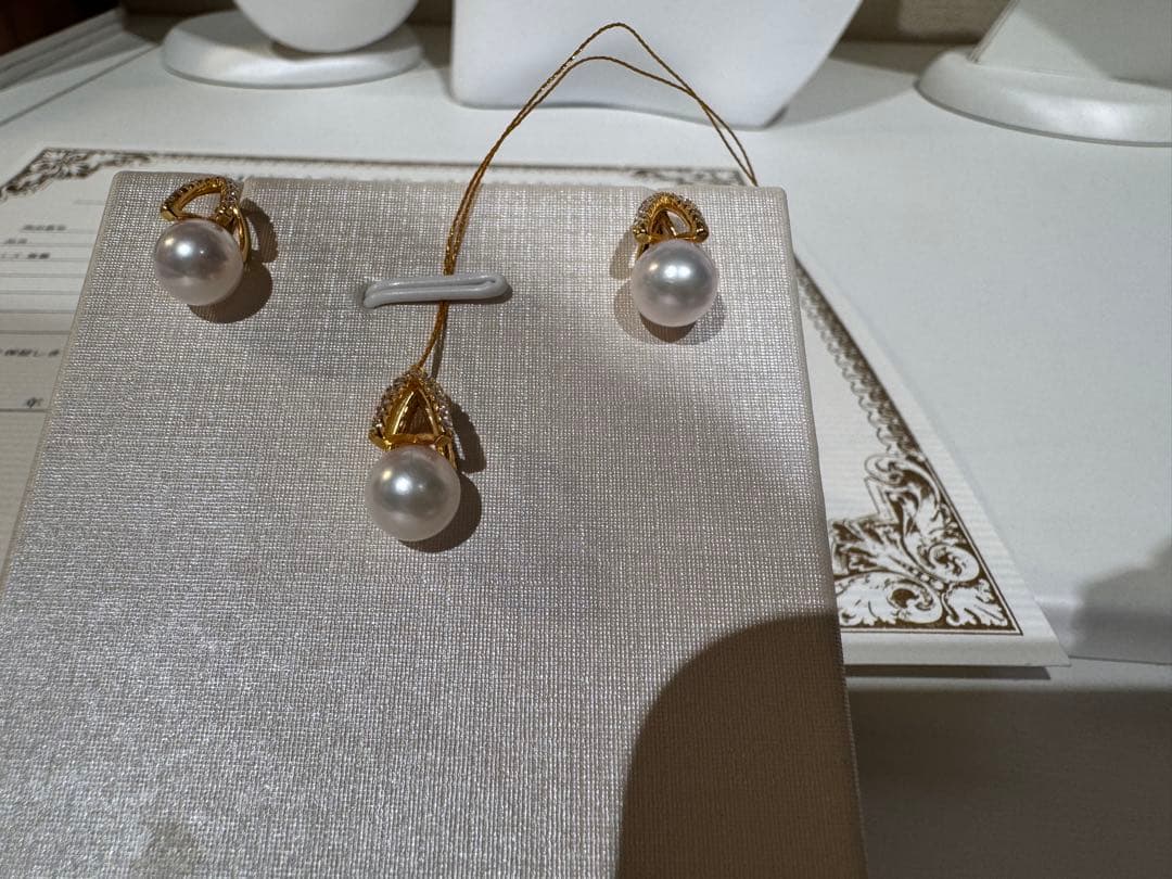 新品　アコヤパールピアスとペンダント3点サイズ