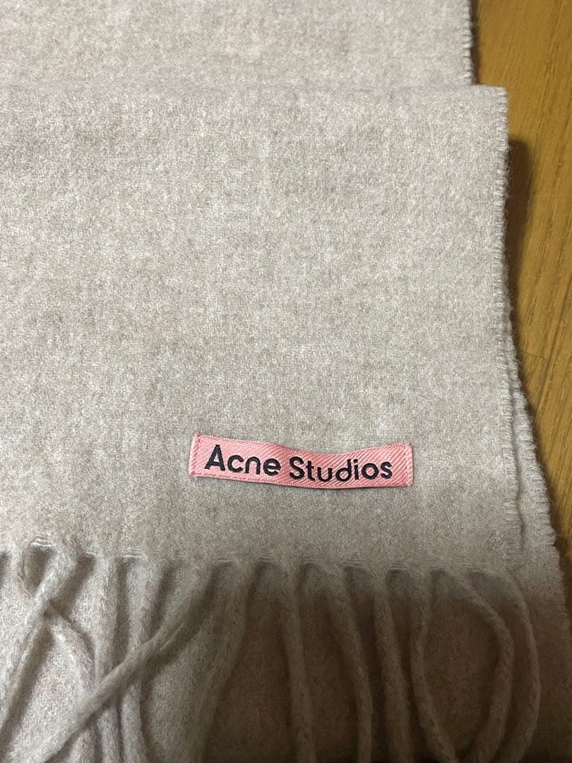 Acne Studios マフラー　美品