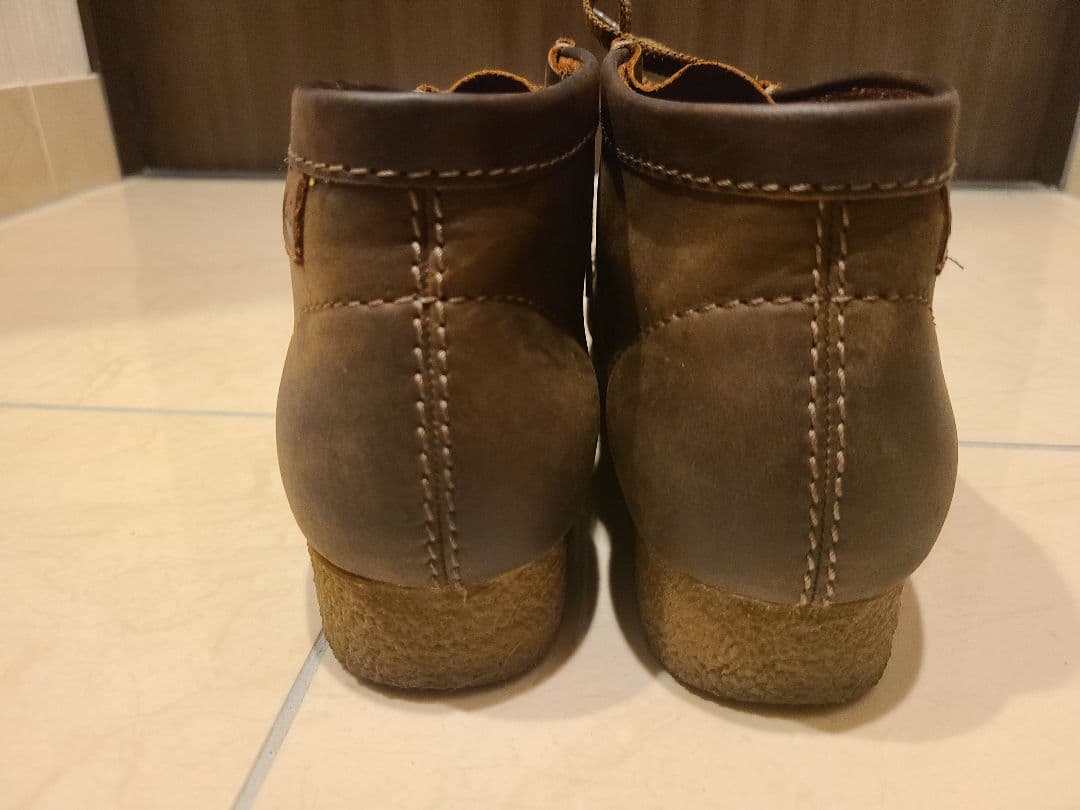 Clarks レザー　ワラビー モカシンブーツ　ビーズワックス