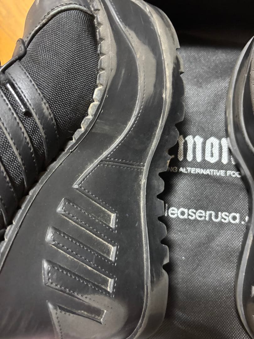 Demonia ブラック スニーカー 箱付き