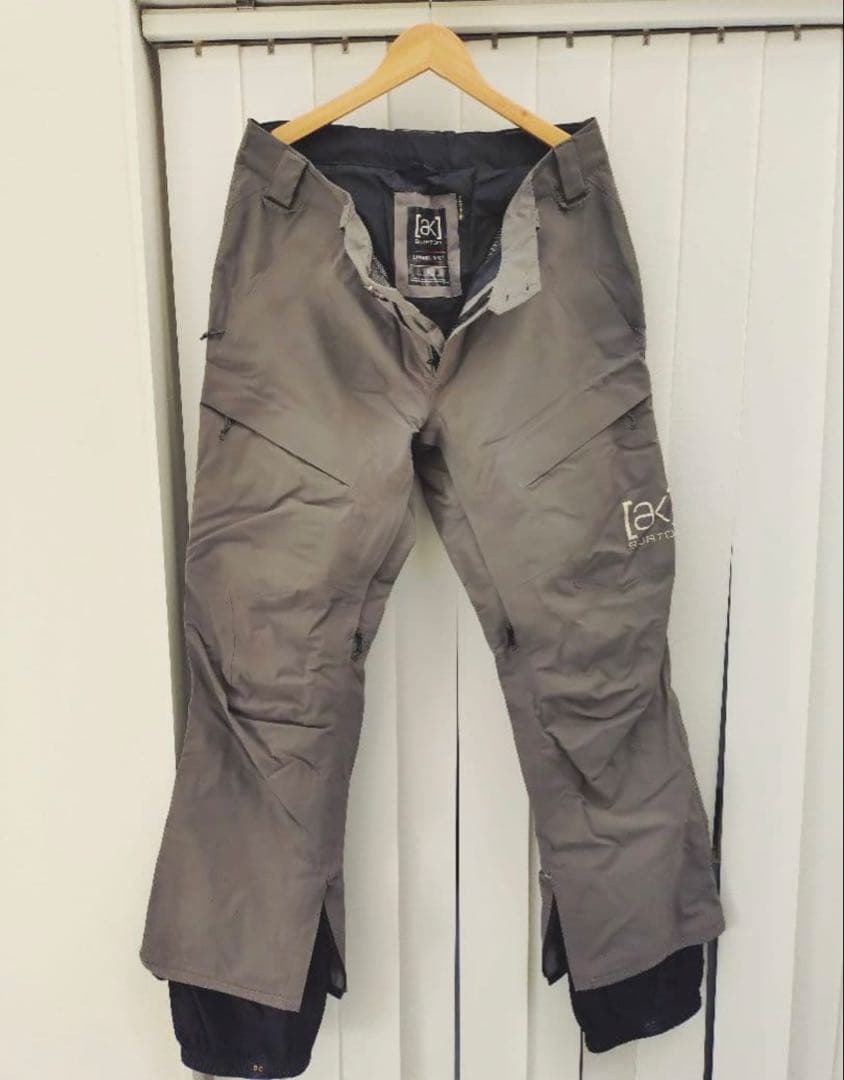 [ak] BURTON ak スキースノーボードウェア Lサイズ　上下セット