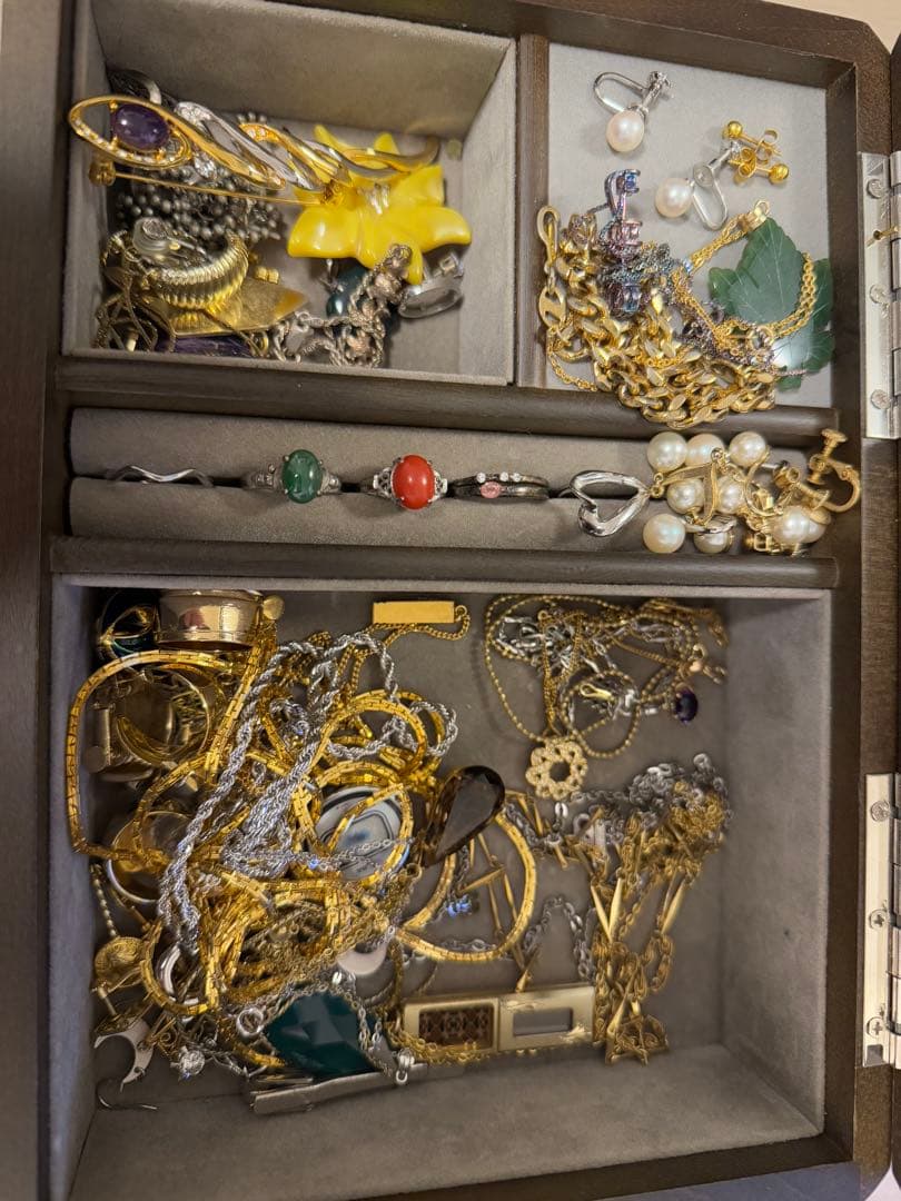 遺品整理　アクセサリー