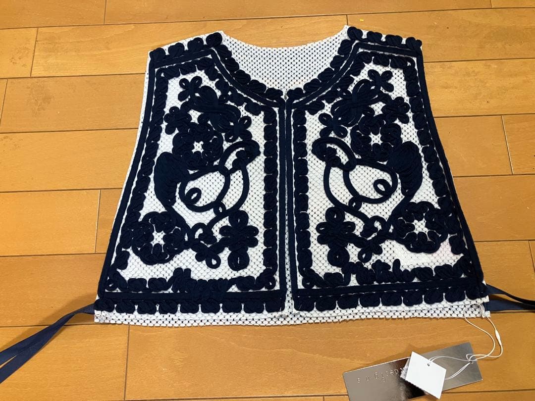 未使用新品mintdesignsミントデザインズ⭐︎ジレ⭐︎伊藤沙莉さんCM着用