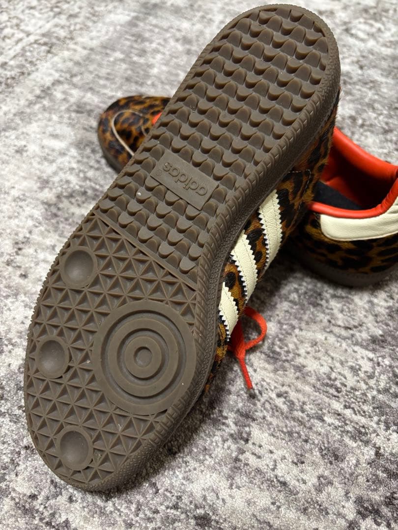 adidas レオパード柄 スニーカー　24センチ