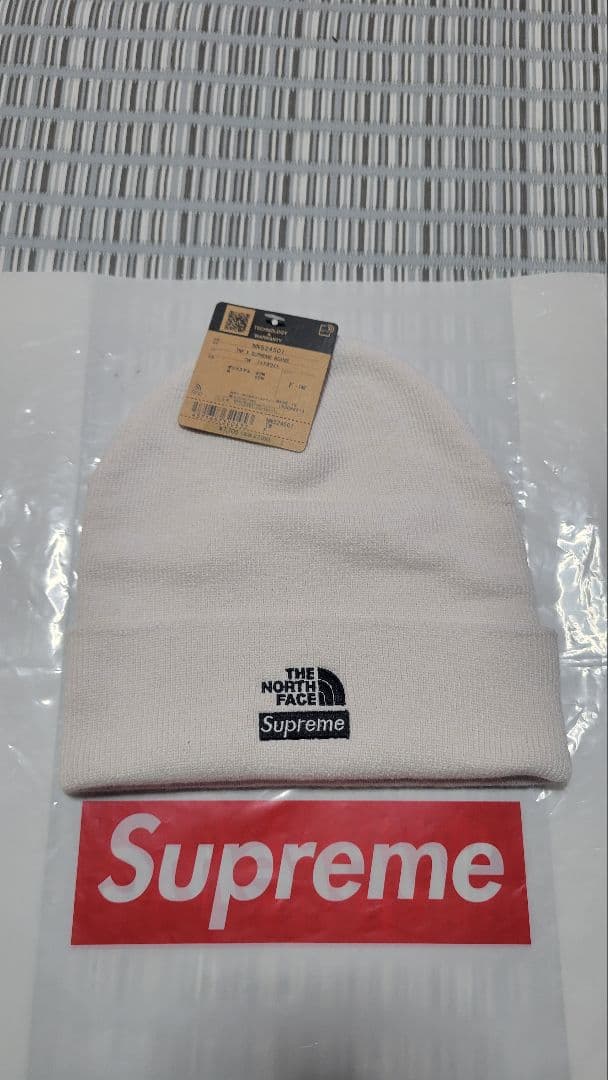 マ*サ様 Supreme×THE NORTH FACE ビーニーホワイト