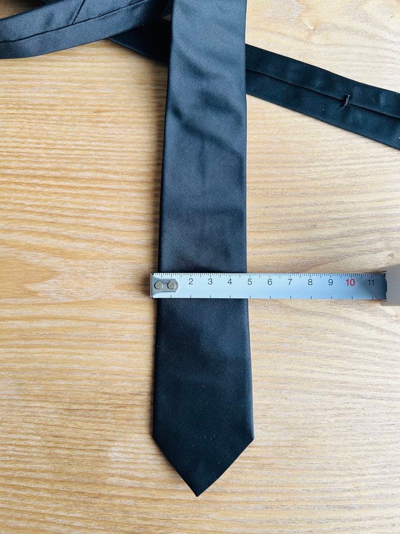 Celine シルク　スリムタイ Skinny Black Tie