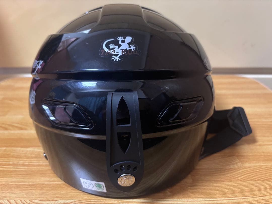 ヤールーヘルメット