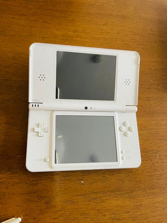 ニンテンドーDS白　11枚ソフト付き