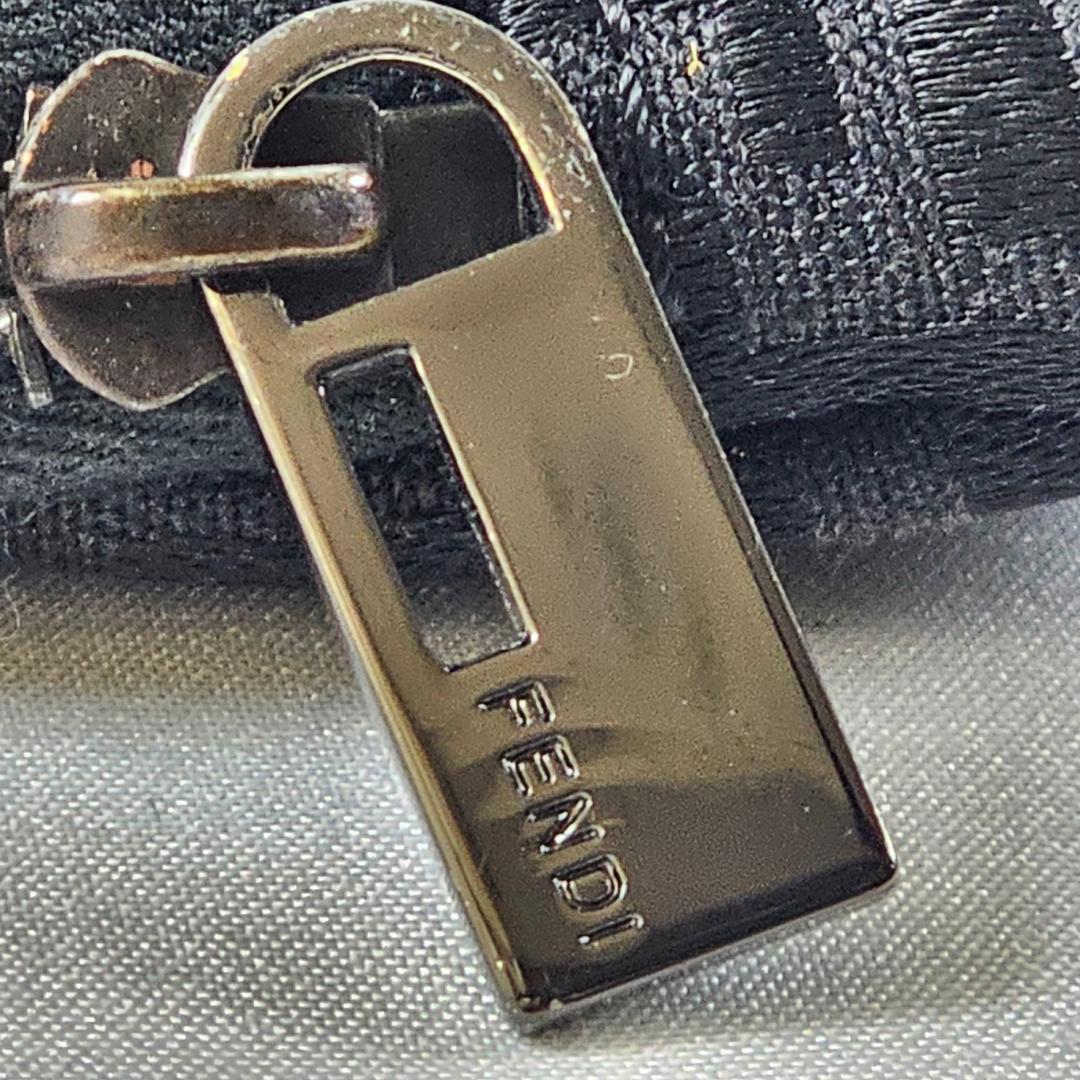 【希少・美品】Fendi ブラック　ズッカ柄 バケットハット 収納ポーチ付き