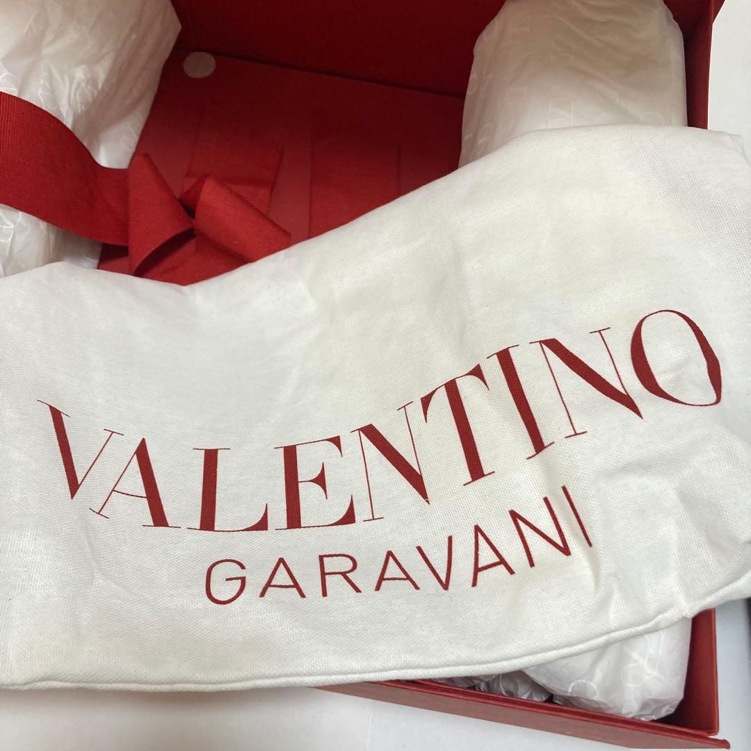 美品 VALENTINO ロックスタッズ ミニトートバッグ ショルダーバック