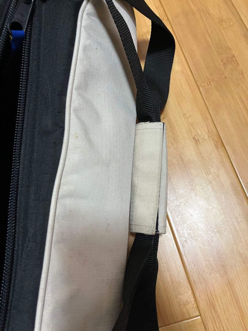 LINE five-O ショートスキー ホワイト　ロボット