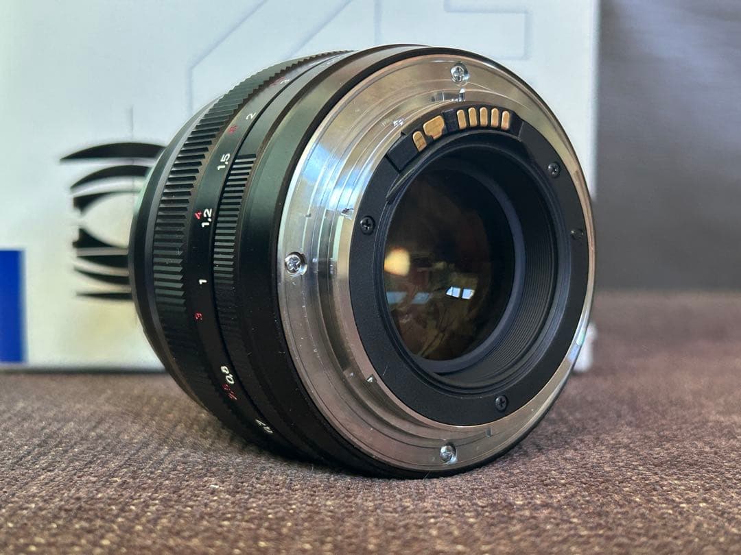 超美品 Carl Zeiss Planar T* 50mm F1.4 ZE