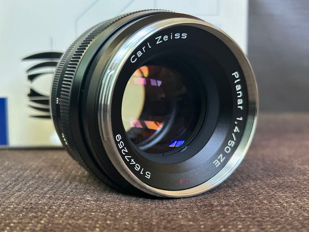 超美品 Carl Zeiss Planar T* 50mm F1.4 ZE