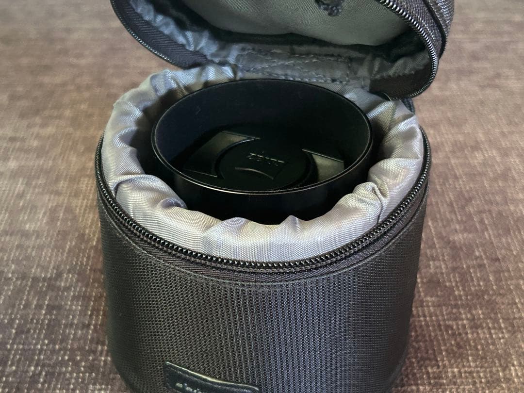 超美品 Carl Zeiss Planar T* 50mm F1.4 ZE