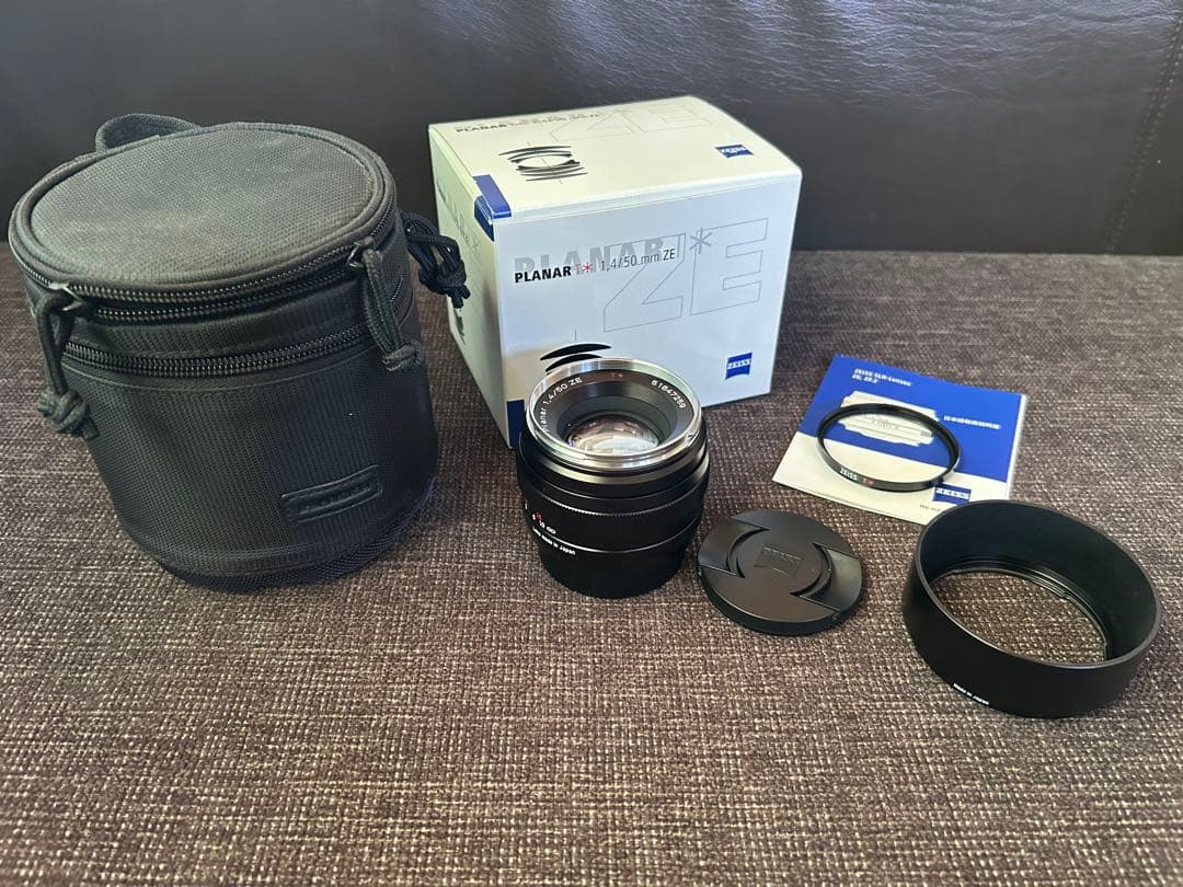 超美品 Carl Zeiss Planar T* 50mm F1.4 ZE