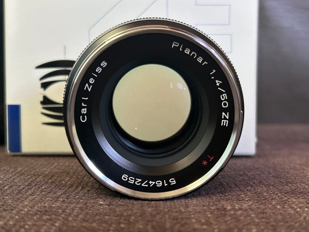 超美品 Carl Zeiss Planar T* 50mm F1.4 ZE
