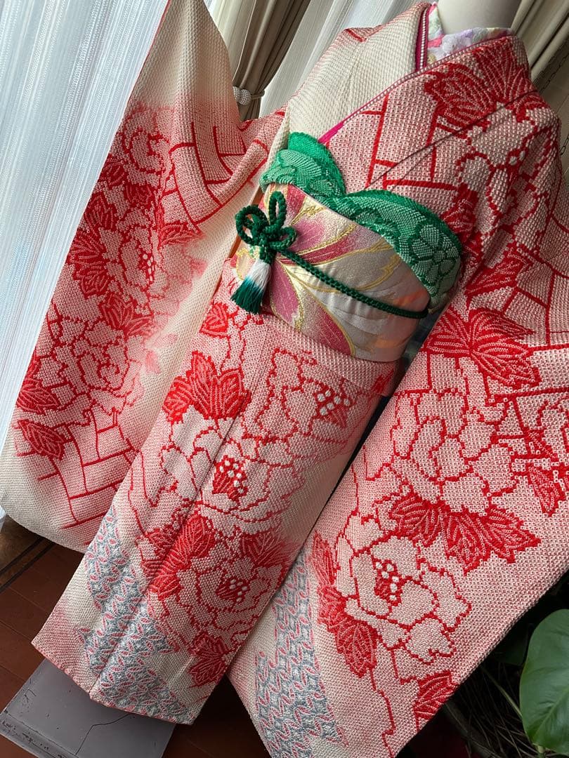 여 振袖フルセット 総絞り 赤×アイボリー