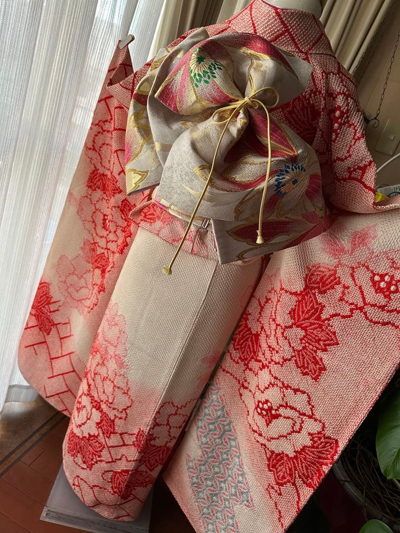 여 振袖フルセット 総絞り 赤×アイボリー