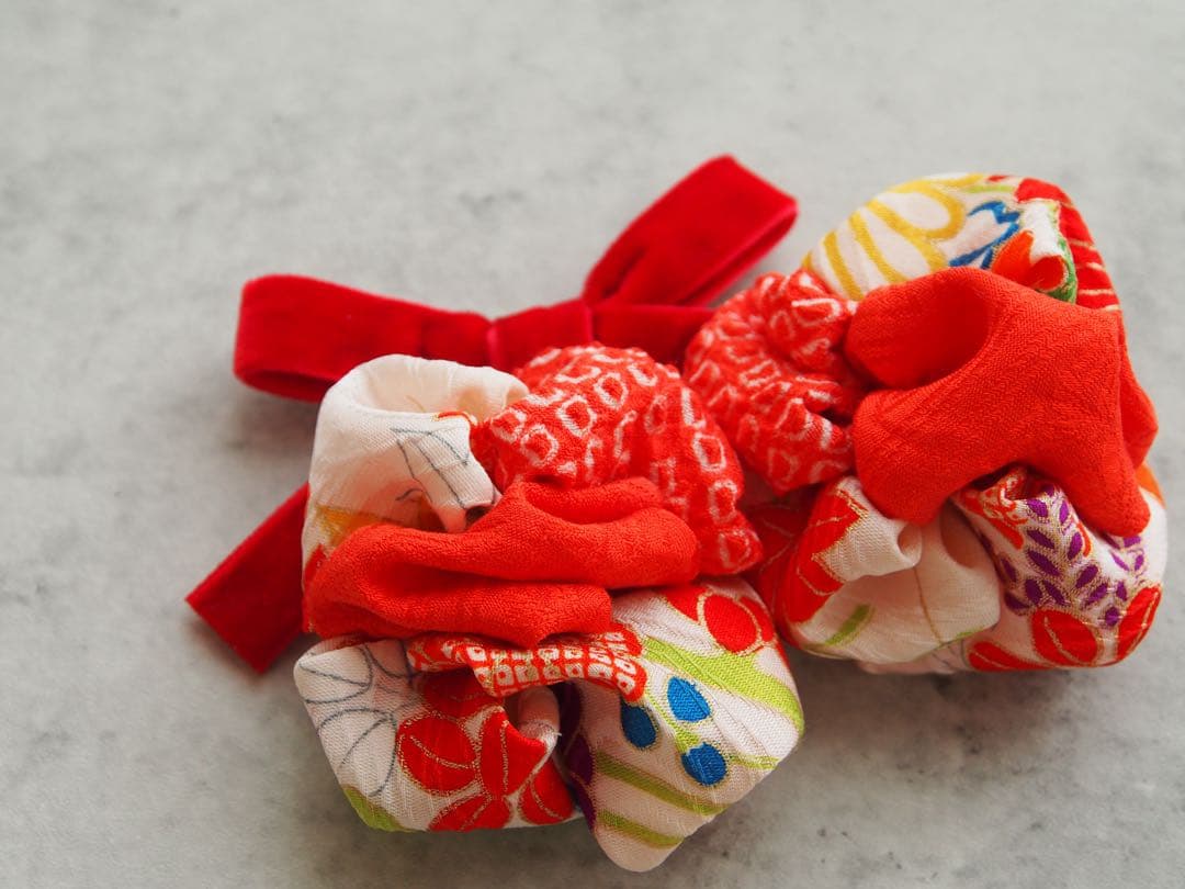 ゆりは　ヘアアクセサリー　ヘッドドレス　髪飾り　七五三　2504・2505