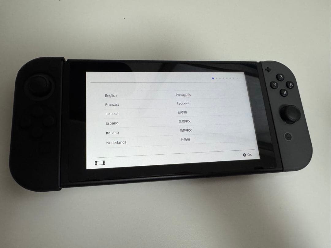 Nintendo Switch 本体グレー シリコンカバー　保護フィルム貼り済み