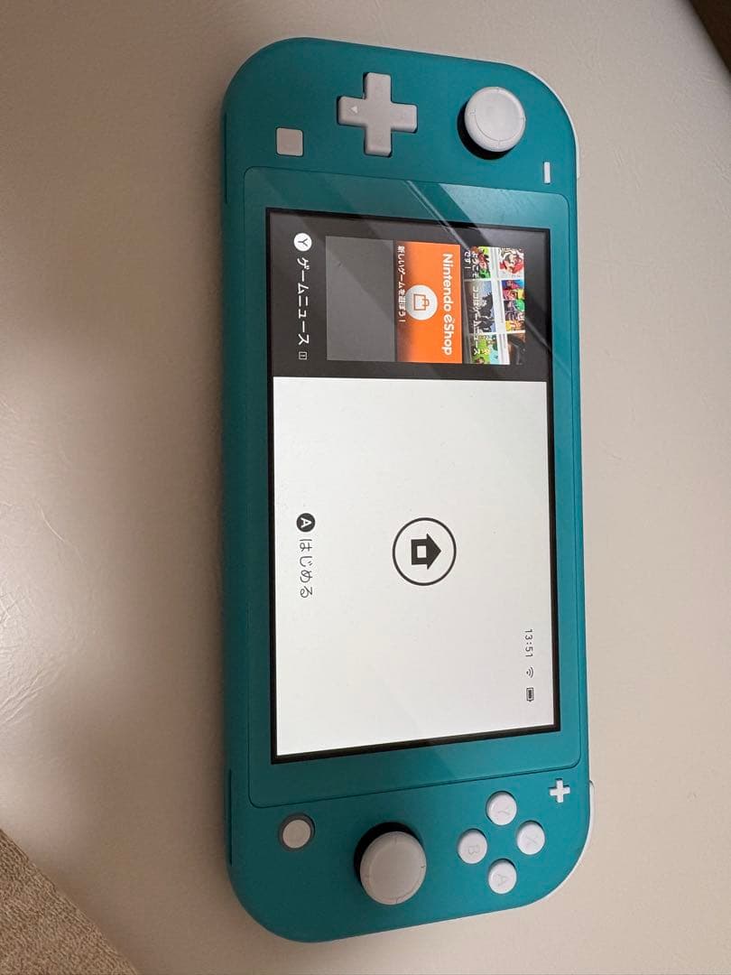 Nintendo Switch Lite ターコイズ　充電器つき