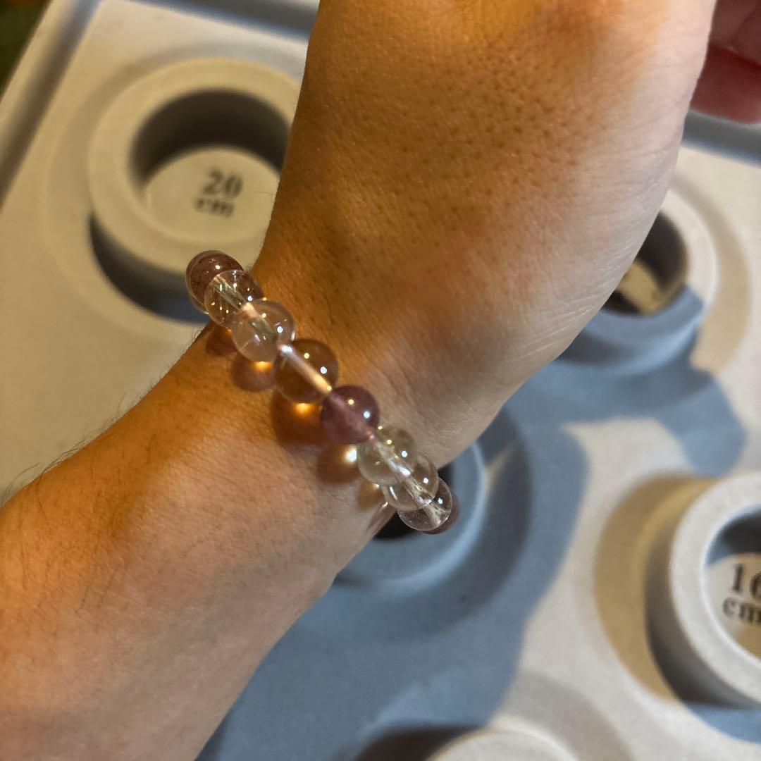 綺麗！ストロベリークオーツと水晶のブレスレット！癒し！