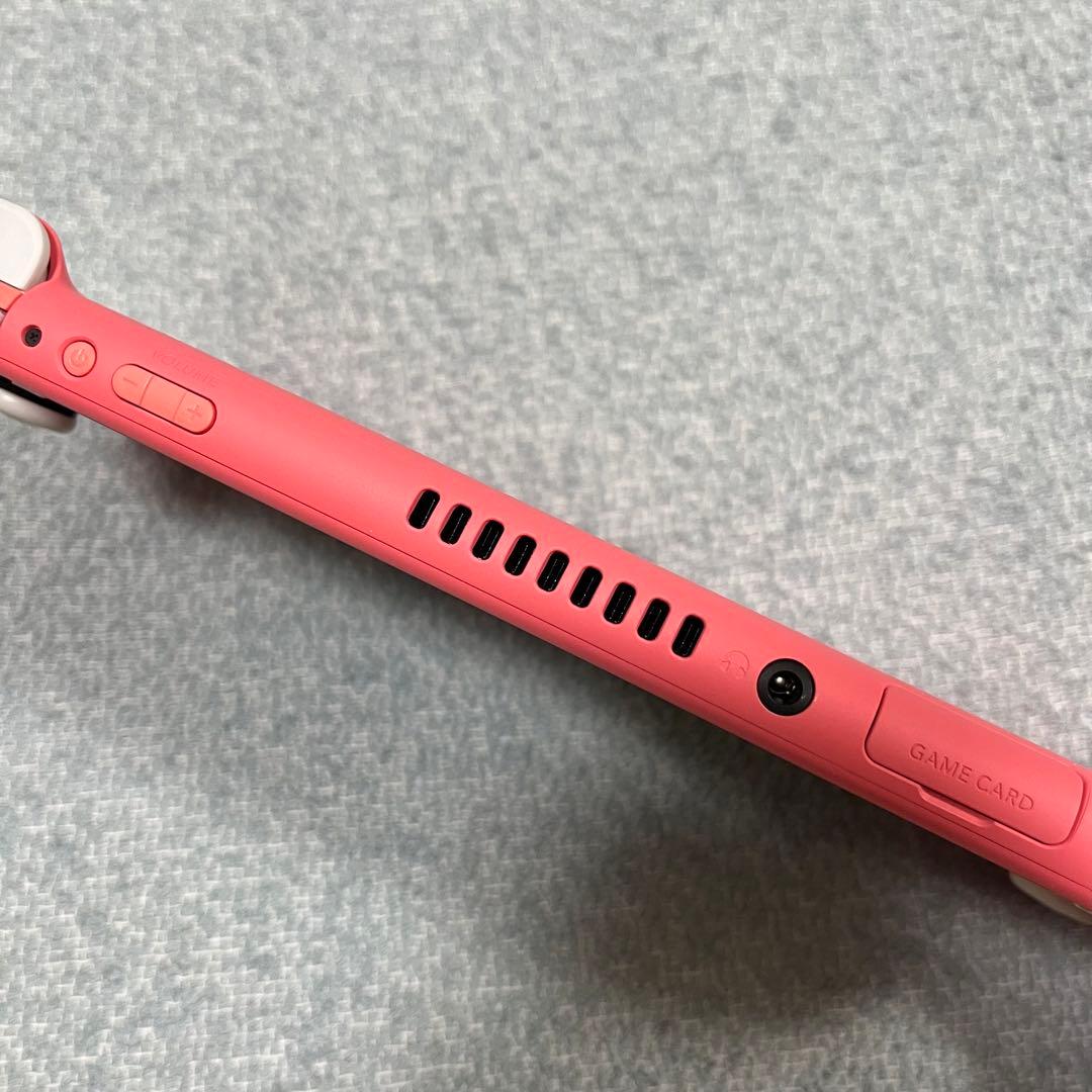 Switch lite コーラル　外箱付き