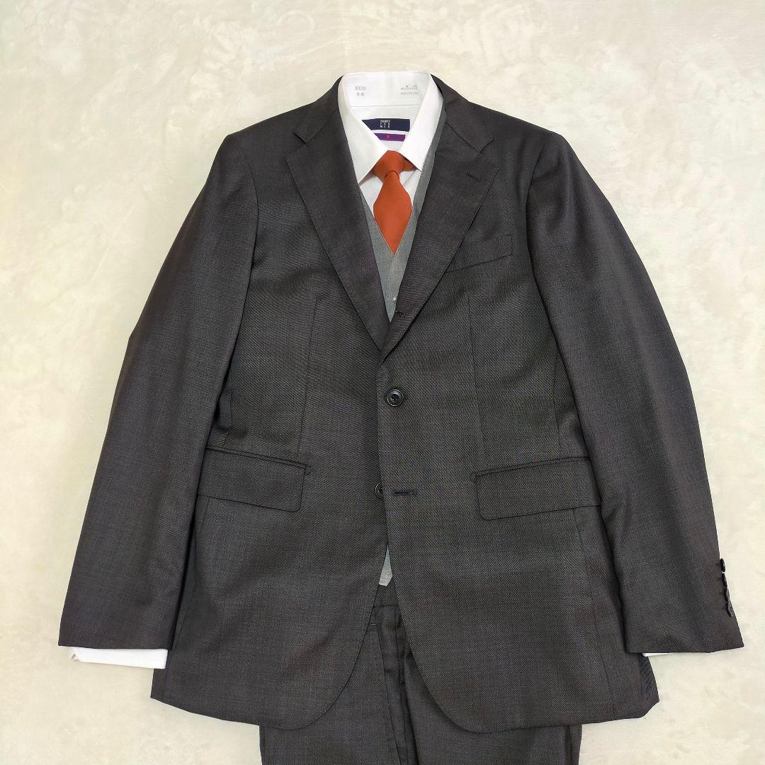 美品　ロロピアーナSUPER130'S　ダークブラウン系　スリーピーススーツ