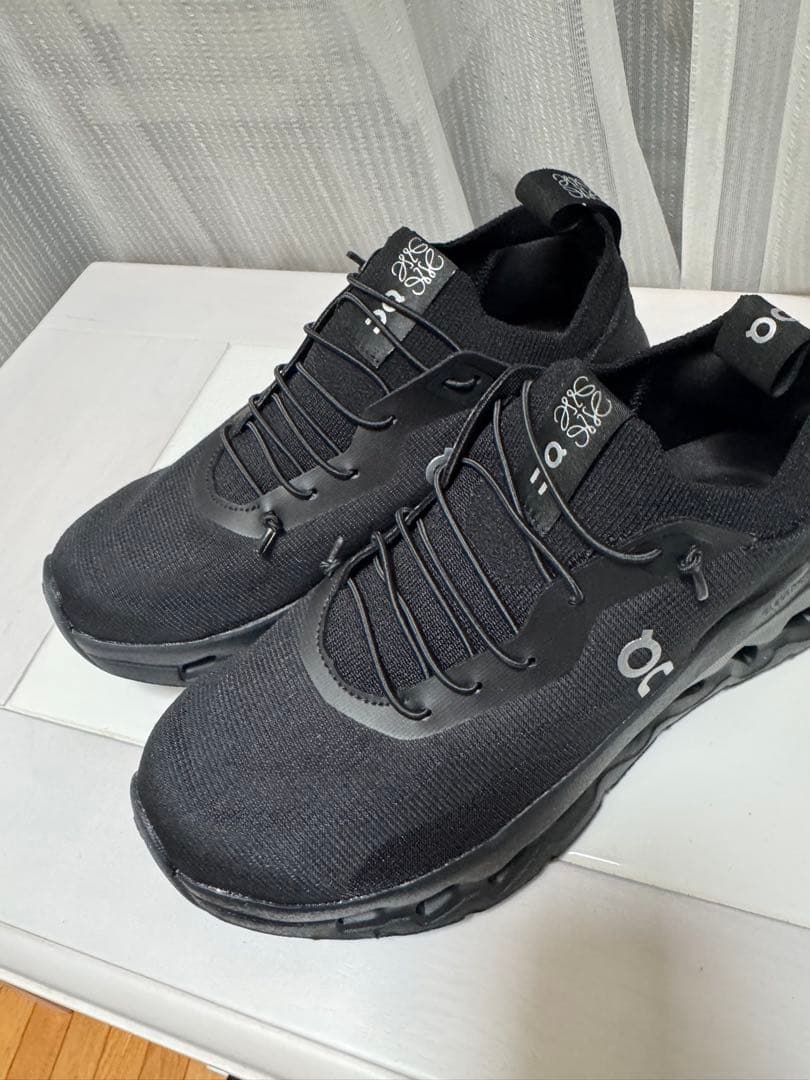 LOEWE x On Cloudtilt ブラック
