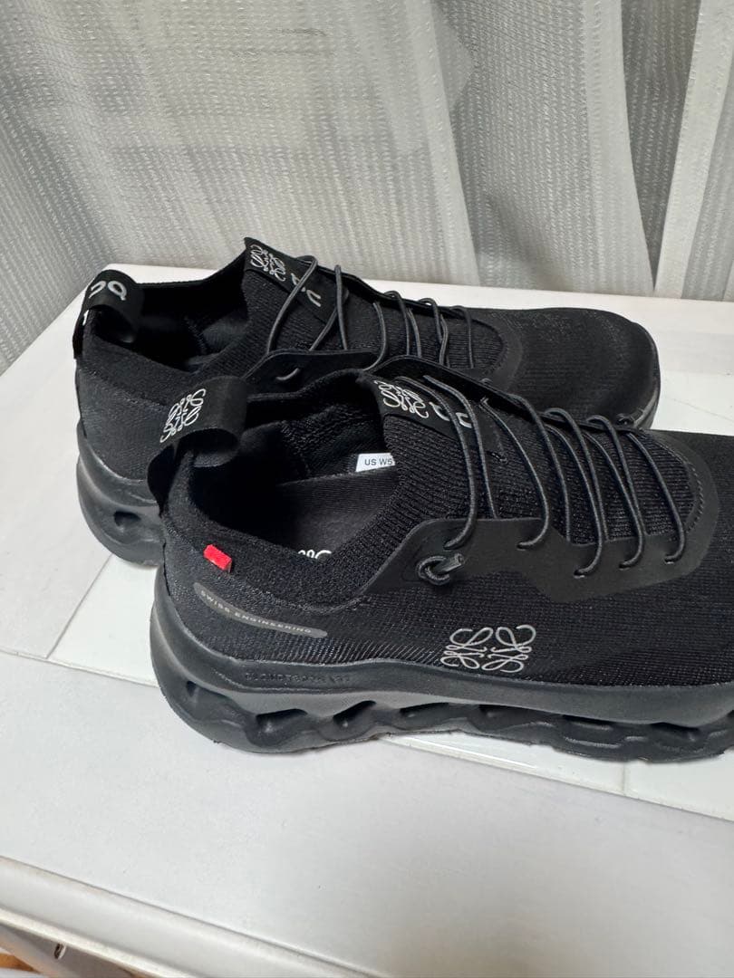 LOEWE x On Cloudtilt ブラック