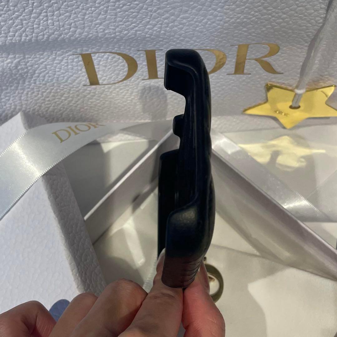 ✨美品✨週末限定‼️Lady Dior iPhone 16pro ケース