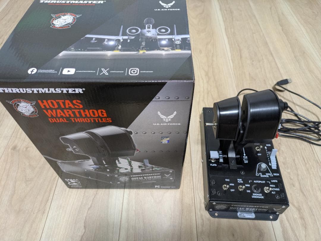 その他 THRUSTMASTER HOTAS Warthog Dual Throttle