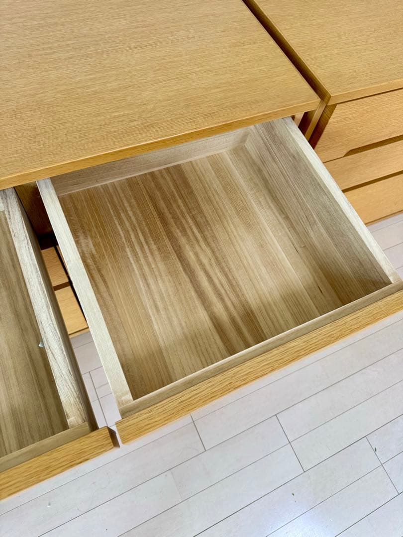 美品 IDC大塚家具 府中家具 焼印有 楢材チェスト 国産 高品質 幅136cm